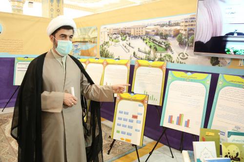 بازدید رئیس پژوهشگاه مطالعات اسلامی از نمایشگاه دستاوردهای علمی3